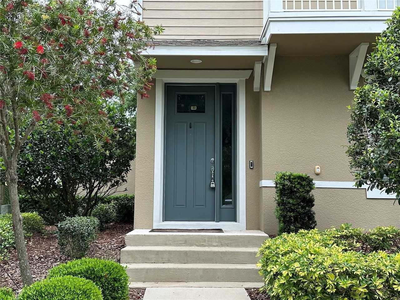 527 Piazza Pt - Photo 2 of 50
