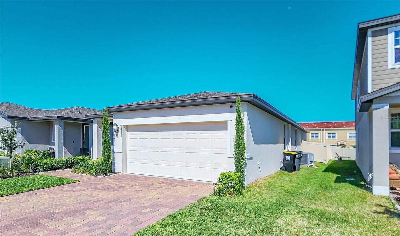 3881 Marbella Way - Photo 3 of 30