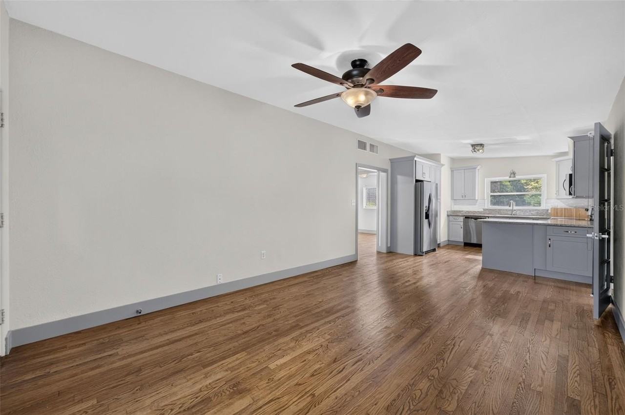 1317 Cloverlawn Ave - Photo 3 of 21