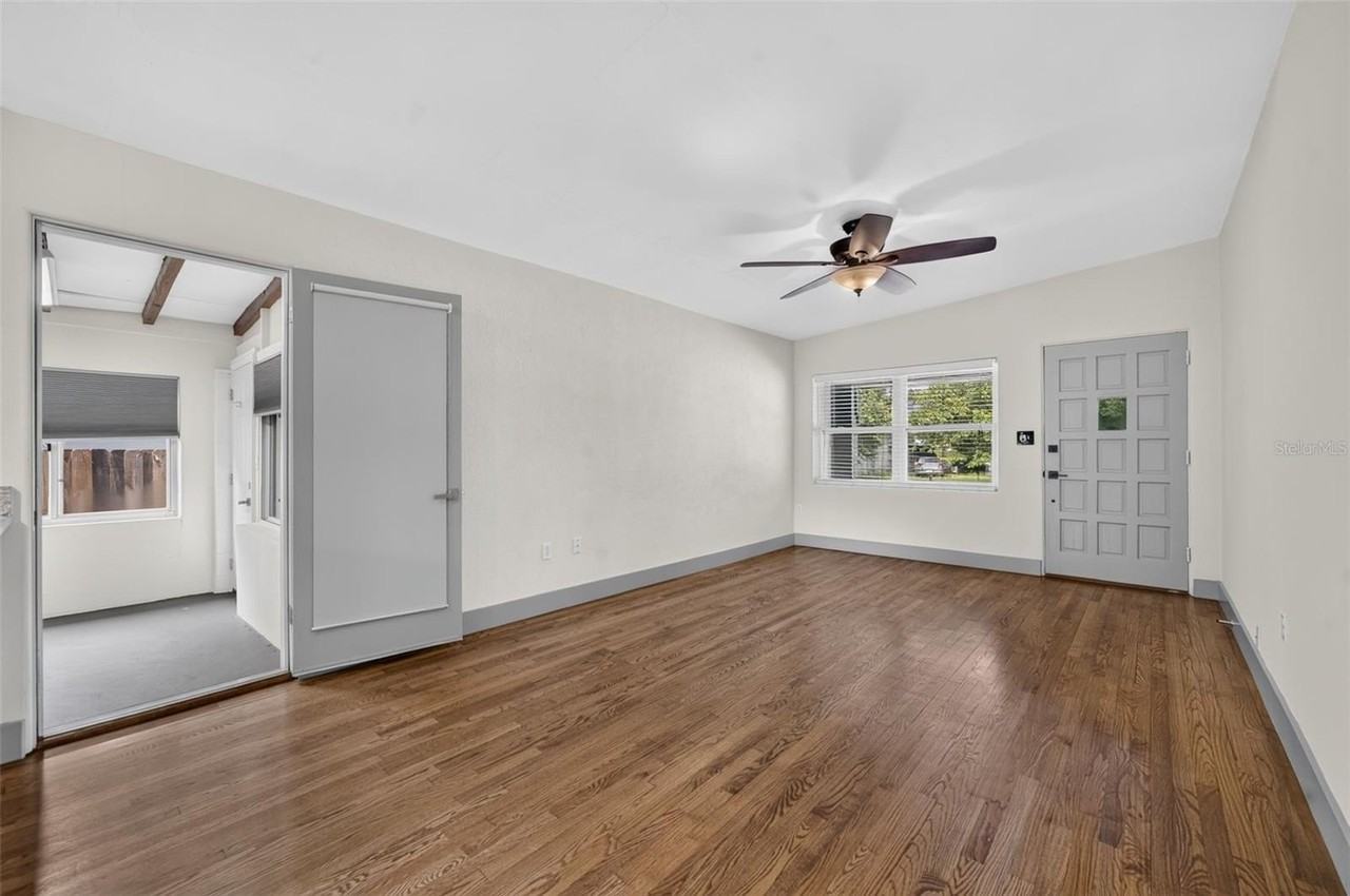 1317 Cloverlawn Ave - Photo 5 of 21