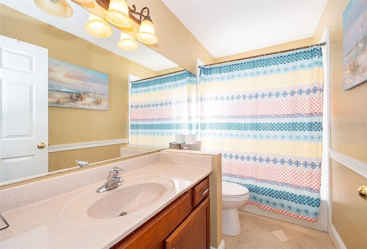 900 American Rose Pkwy - Photo 4 of 28