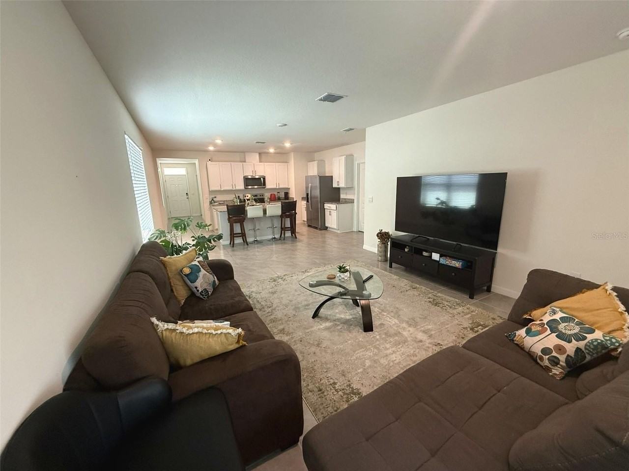 1823 Cacutta Way - Photo 4 of 9
