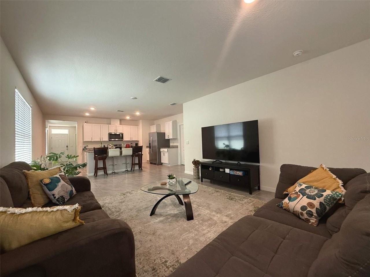 1823 Cacutta Way - Photo 5 of 9