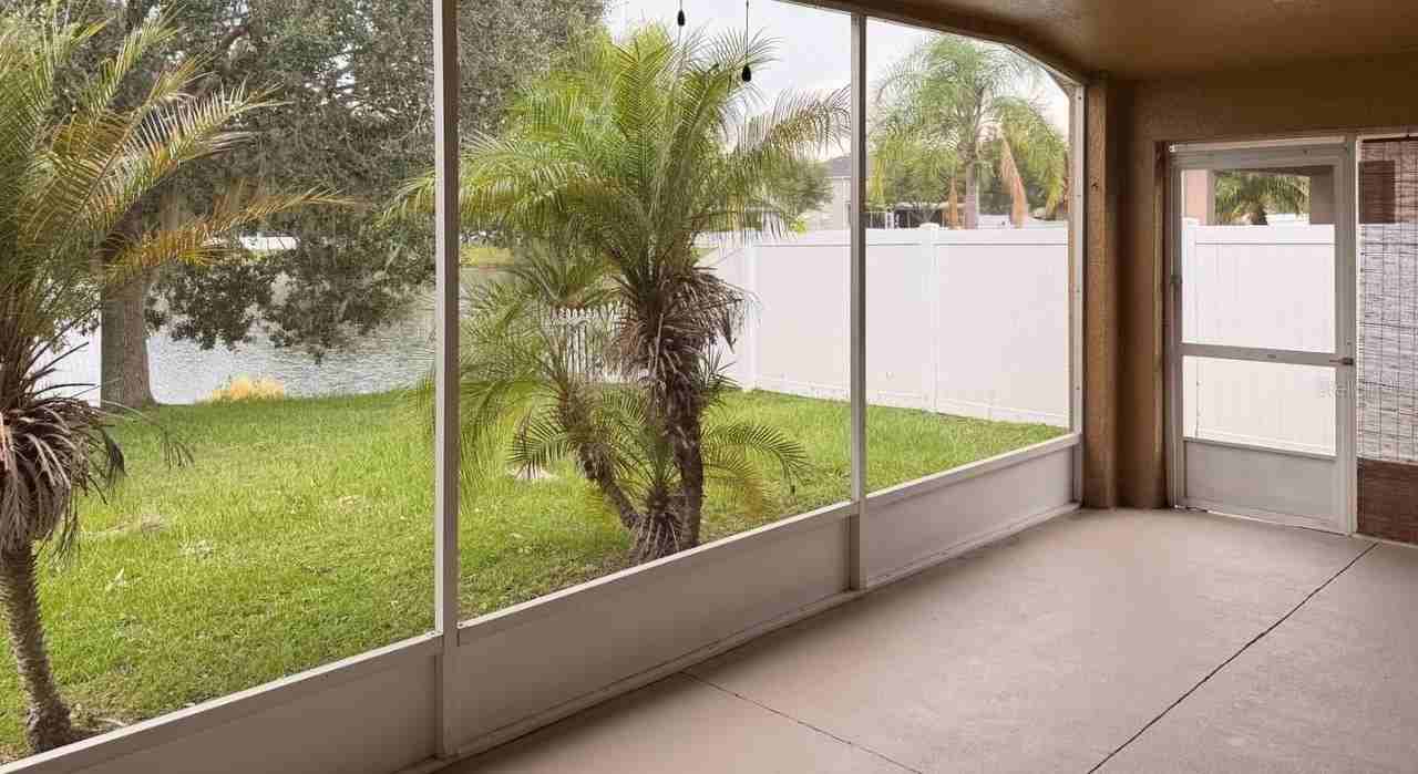 31352 Golden Gate Dr - Photo 7 of 19