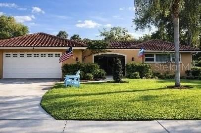 2 Sunset Bay Dr