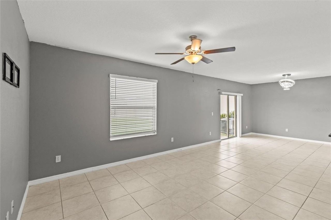 16671 Kingman Reef St - Photo 7 of 36