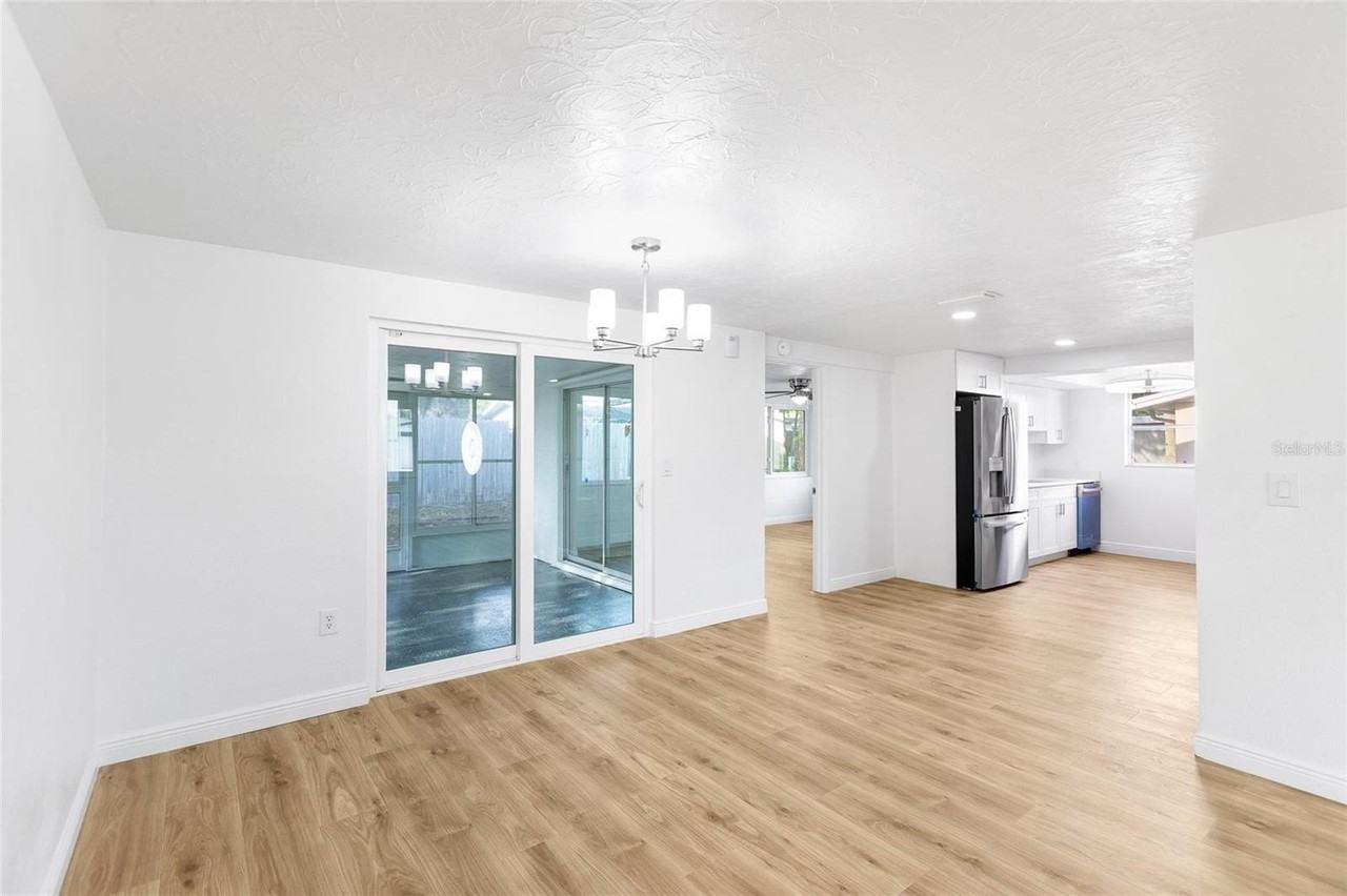 6239 7th Ave - Photo 4 of 19