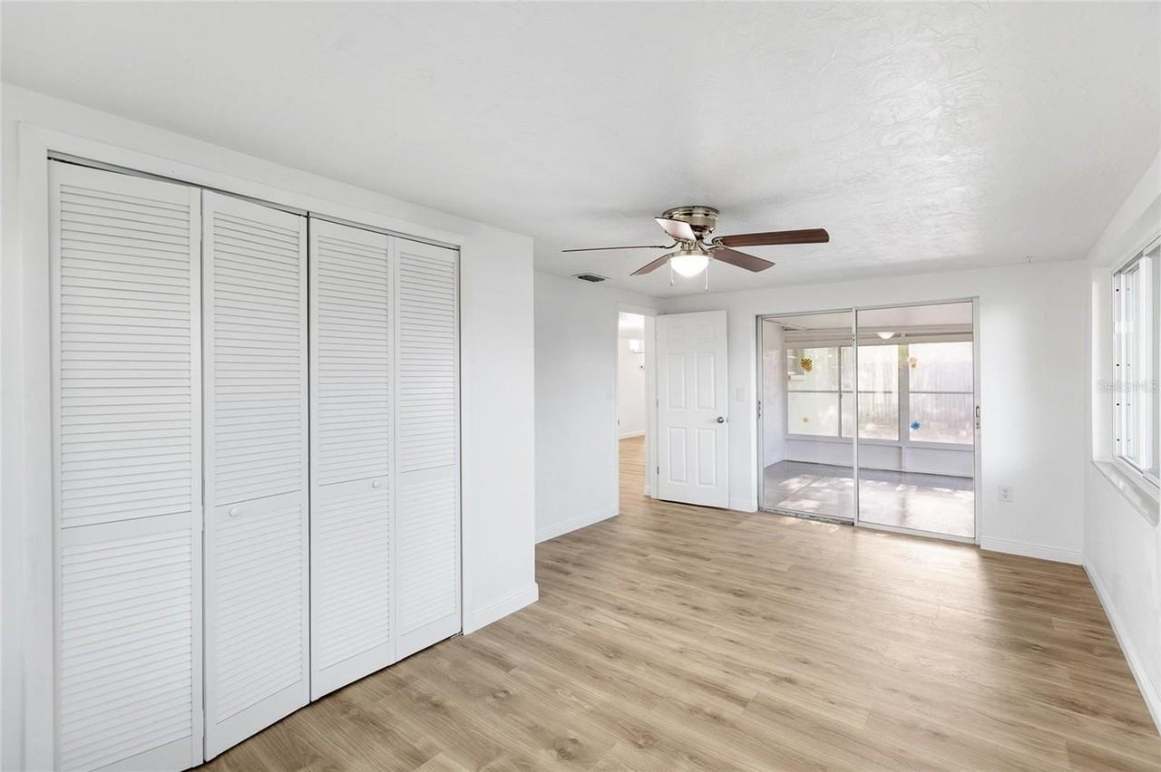 6239 7th Ave - Photo 7 of 19