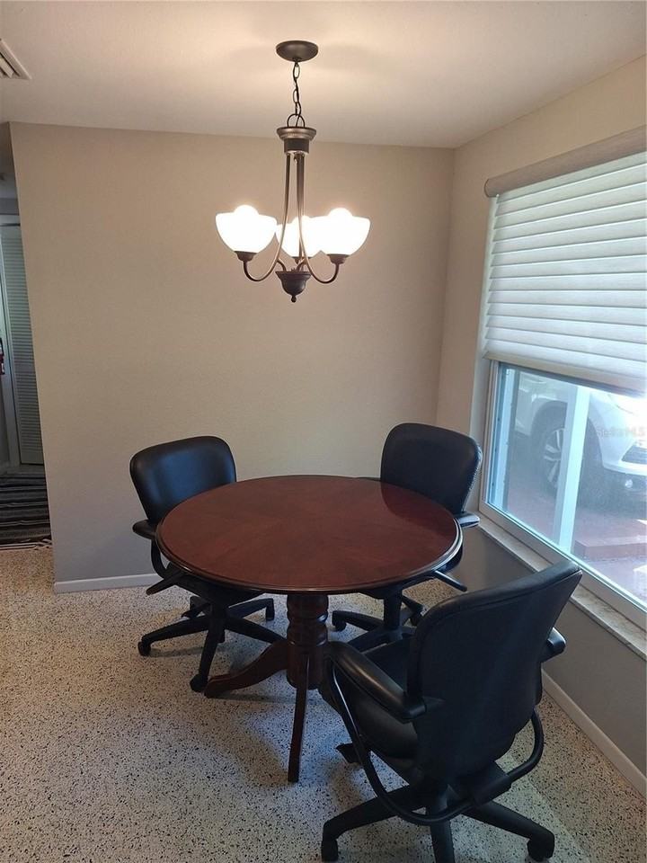 7606 Van Dyke Rd - Photo 7 of 21
