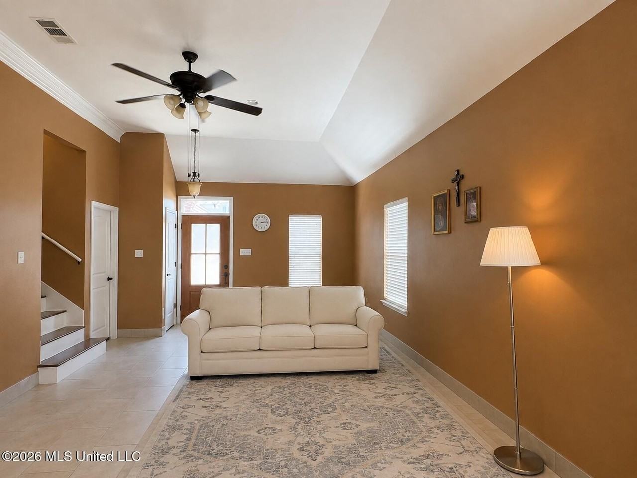 17063 Palm Ridge Dr - Photo 2 of 13