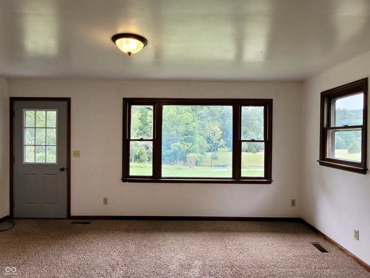 732 Upper Schooner Rd - Photo 6 of 20