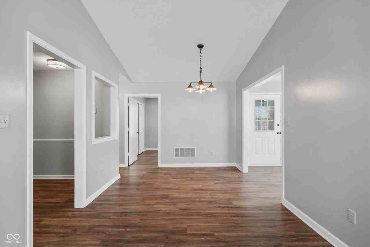 6643 S New Jersey St - Photo 6 of 24