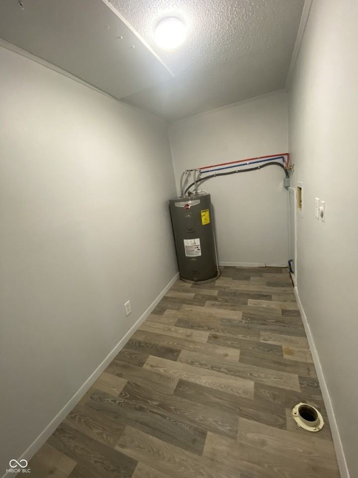 2000 Indianapolis Rd #15 - Photo 6 of 14