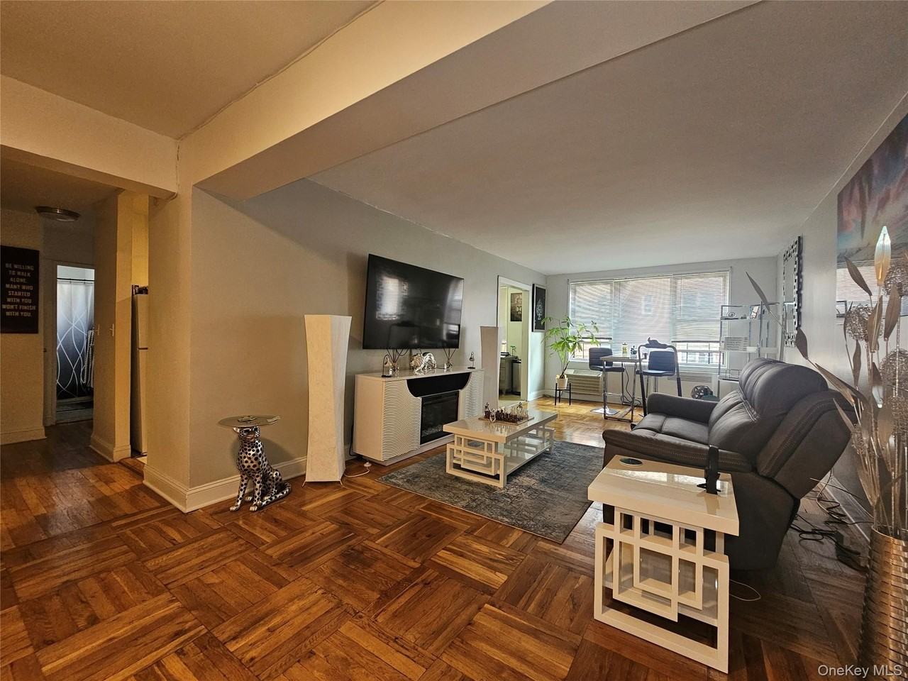 355 Bronx River Rd #3E - Photo 3 of 16