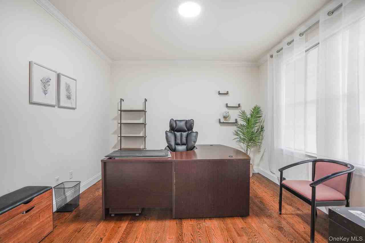 149 Stratford Dr - Photo 7 of 36