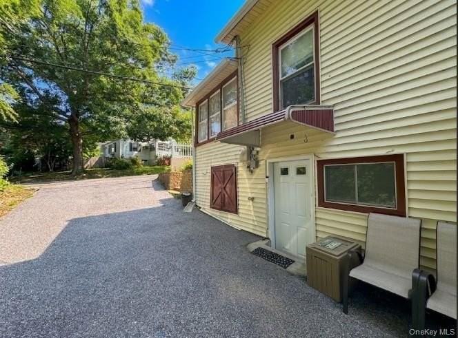 17 Bridge Ln #B - Photo 3 of 13
