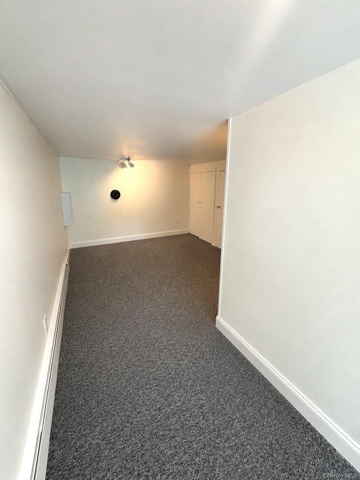 17 Bridge Ln #B - Photo 5 of 13