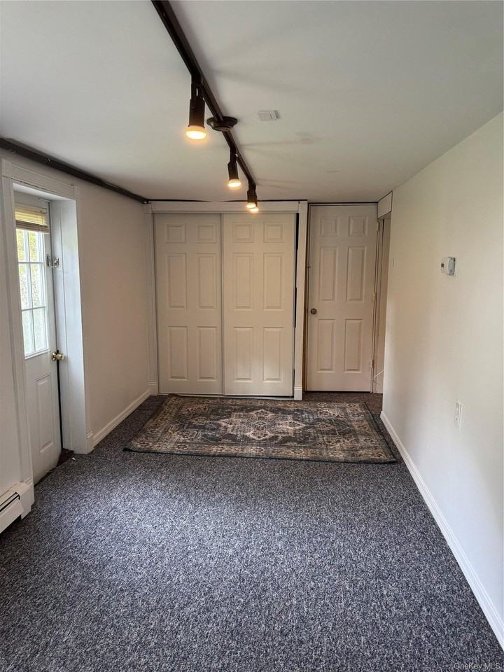 17 Bridge Ln #B - Photo 6 of 13