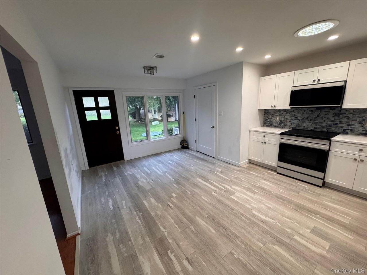 20 Strathmore Gate Dr - Photo 5 of 38