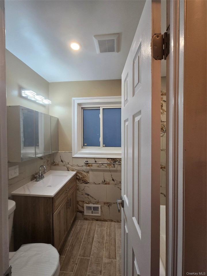 13028 144th St - Photo 6 of 11