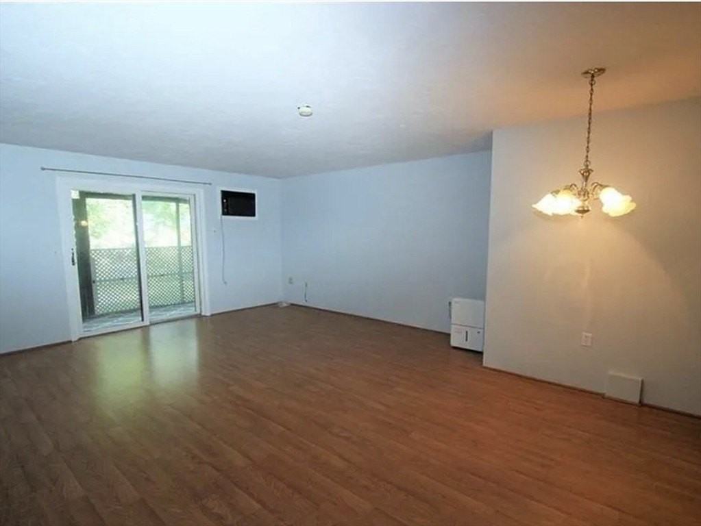 76 Highwood Dr #76 - Photo 5 of 25