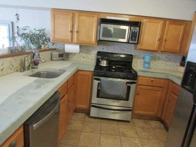 54 Oceanside Dr #54 - Photo 6 of 22