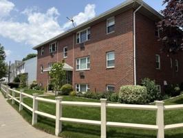 featured image of 189 River St #4