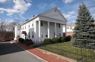 122 Elm St Apt D #Apt D - Photo 1 of 1