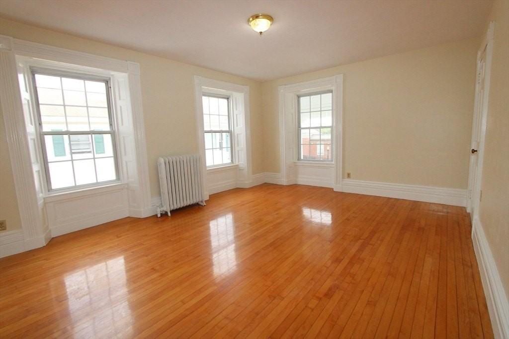 122 Elm St Apt D - Photo 6 of 14