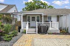 110 11th Ave - Photo 1 of 1
