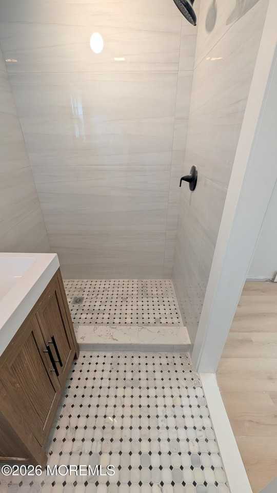 20 Howard Ave #B - Photo 6 of 15