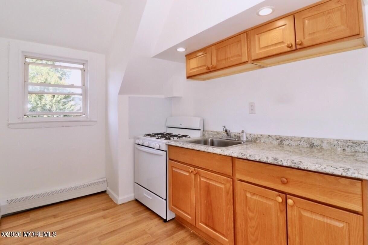 80 Shore Blvd #2-2ndFL - Photo 6 of 20