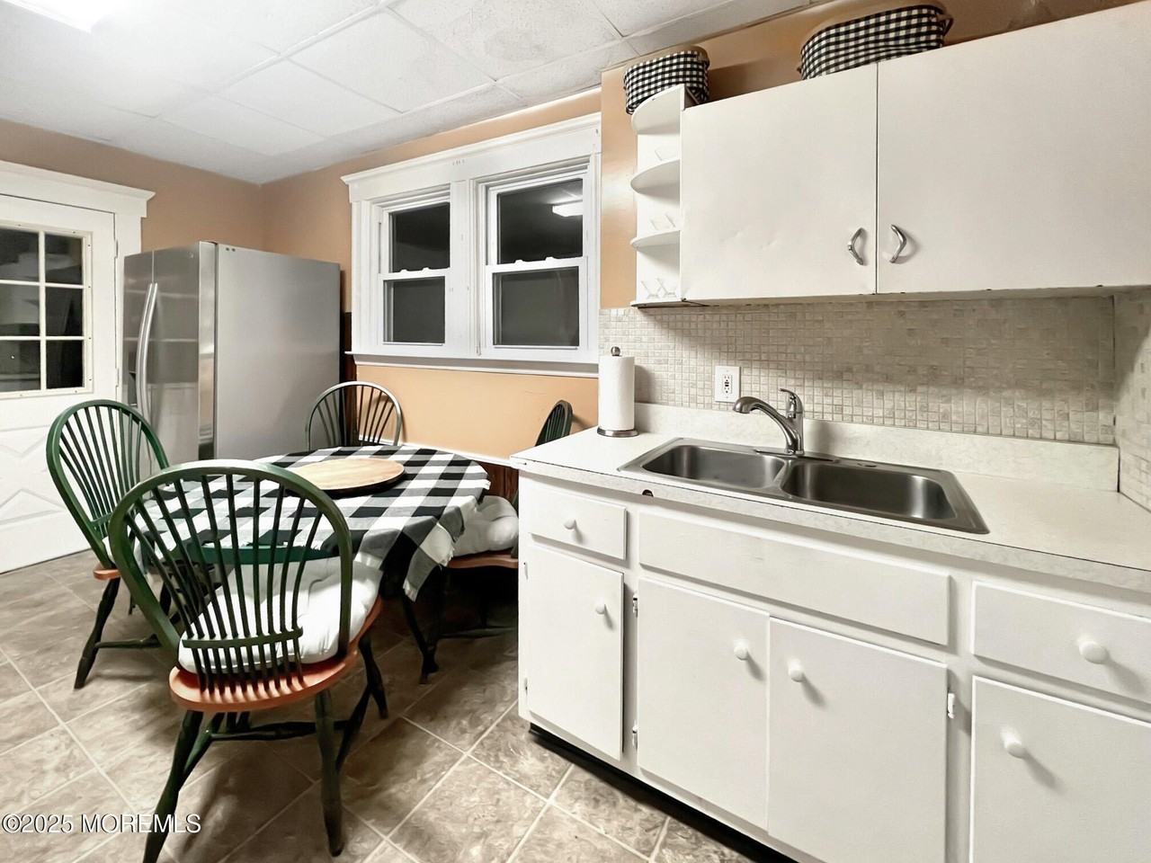 208 14th Ave - Photo 3 of 17