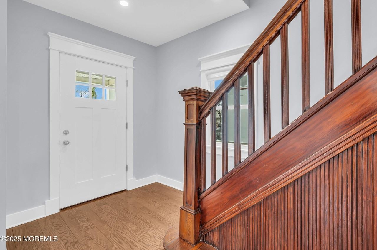 83 Pearl St - Photo 4 of 30