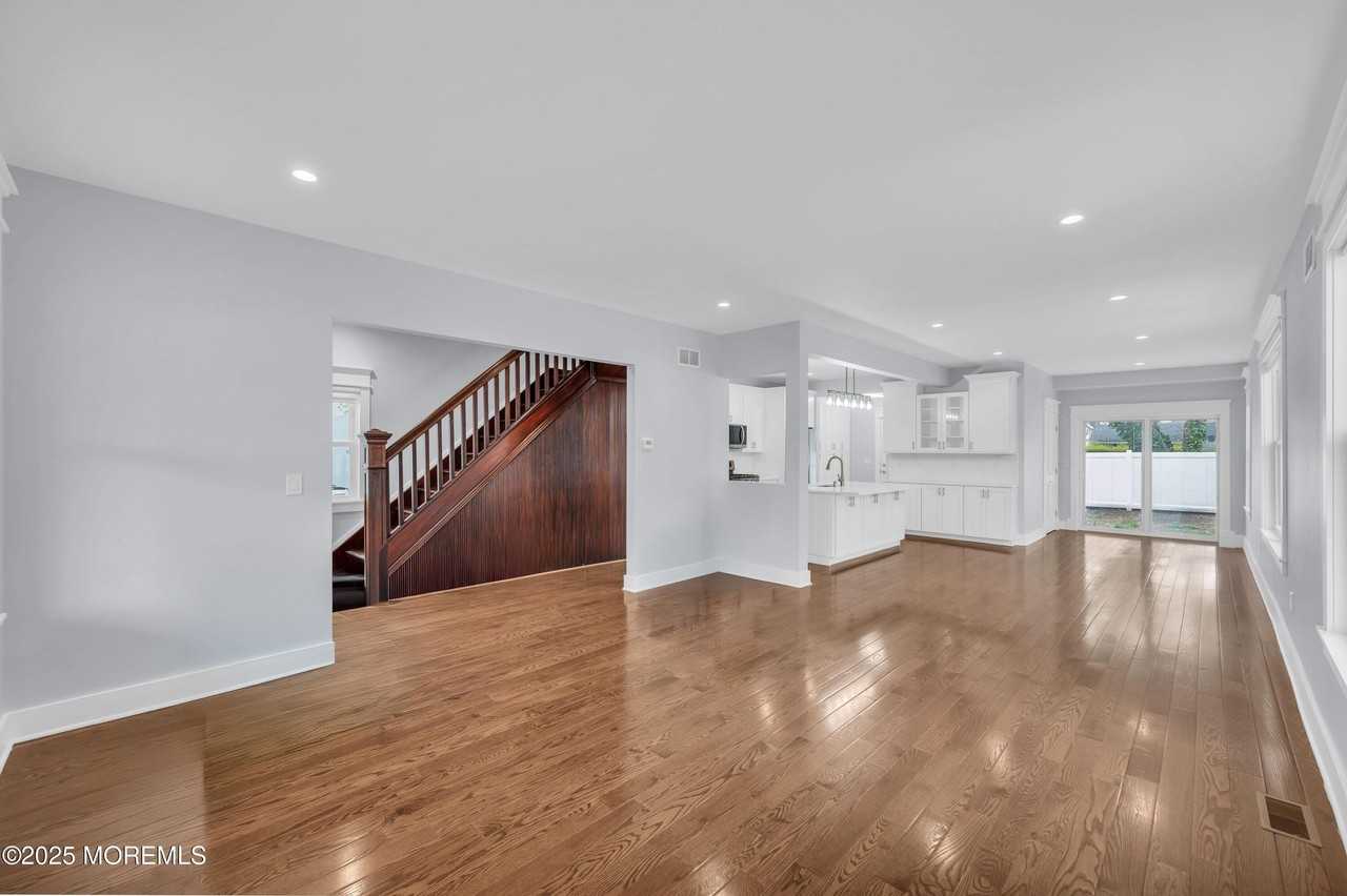 83 Pearl St - Photo 6 of 30
