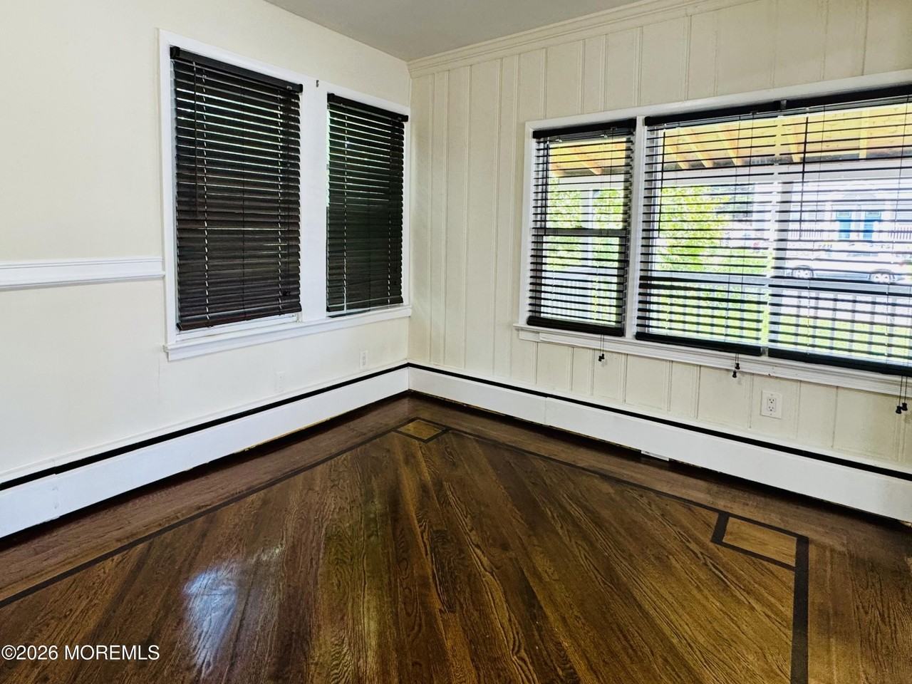 410 2nd Ave - Photo 4 of 16