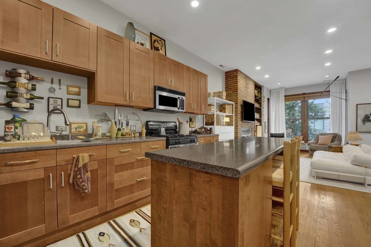 1111 N Mozart St #2 - Photo 6 of 23