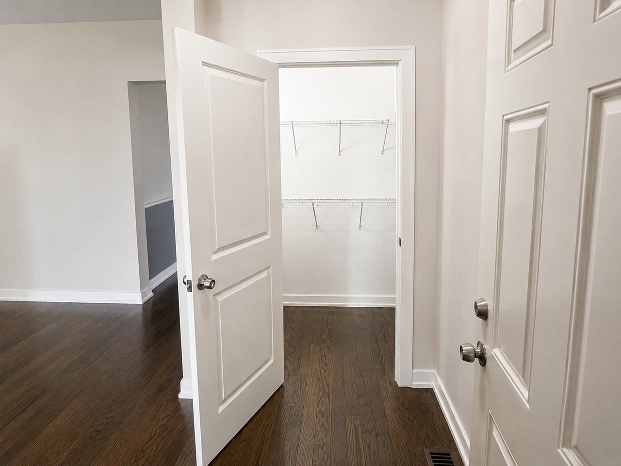 7817 S Aberdeen St #1 - Photo 3 of 17