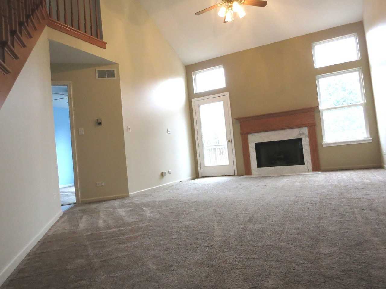 2039 Tamahawk Ln - Photo 3 of 26