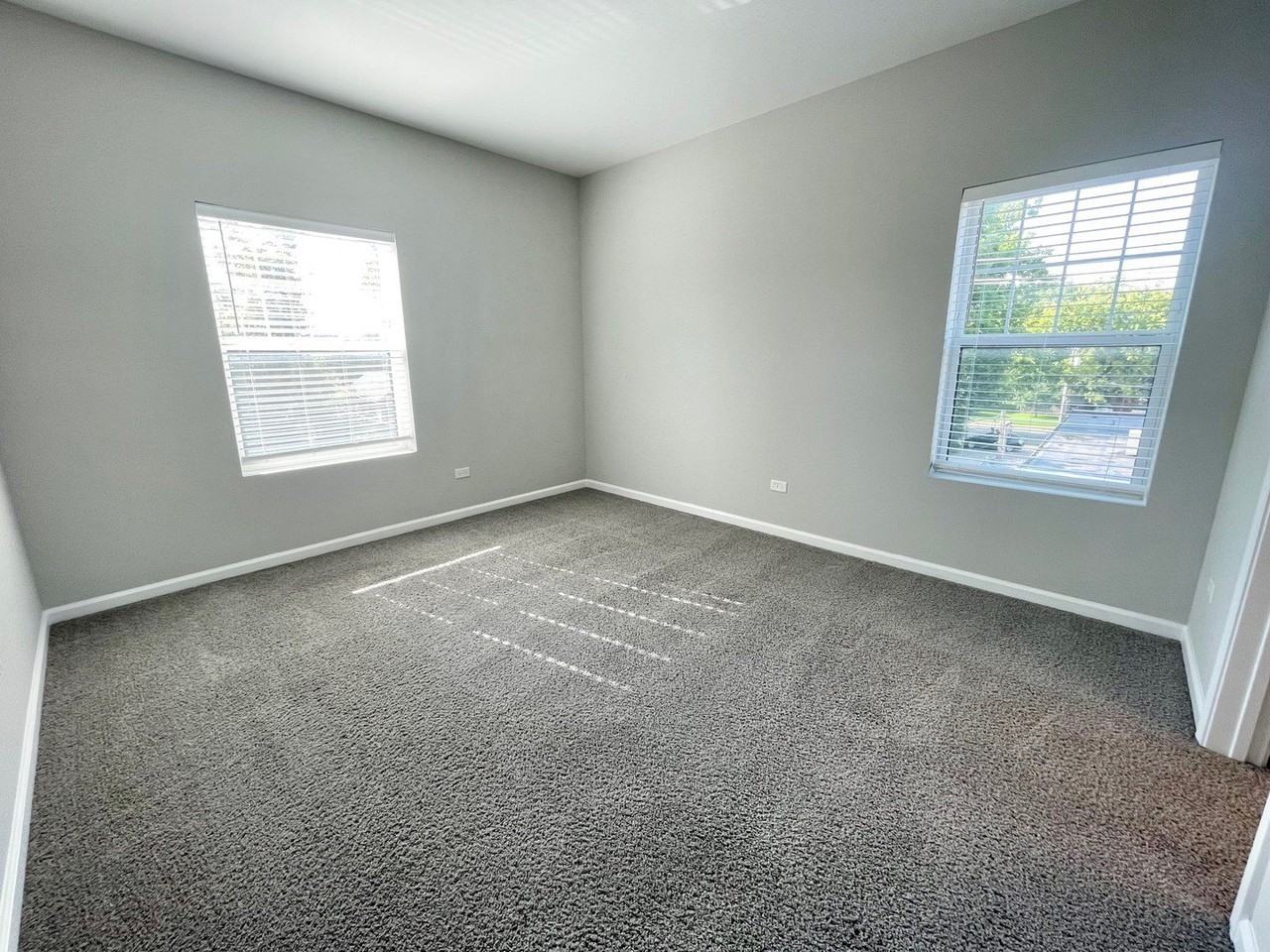 301 N Madison St #3D - Photo 6 of 12