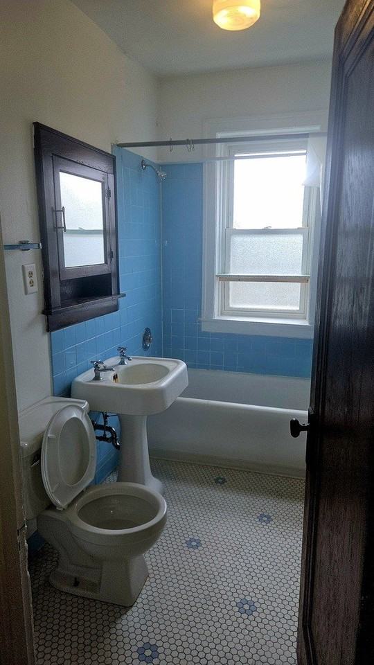 2454 N Kilpatrick Ave #1A - Photo 4 of 7