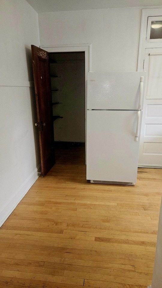 2454 N Kilpatrick Ave #1A - Photo 5 of 7