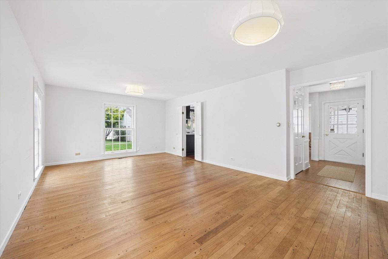 5309 Central Ave - Photo 7 of 19