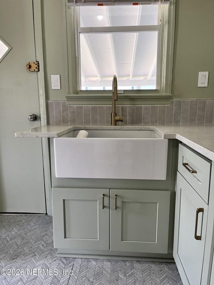 4826 French St - Photo 7 of 22