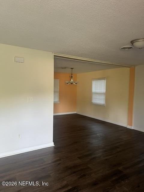 610 Sw Nightingale St - Photo 3 of 14