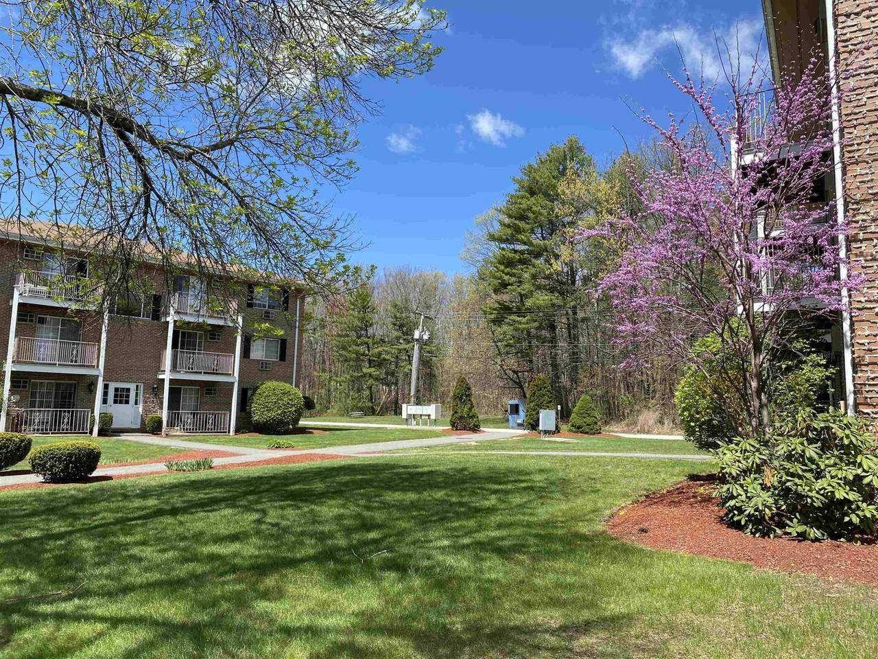 385 Huse Rd #37 - Photo 2 of 47