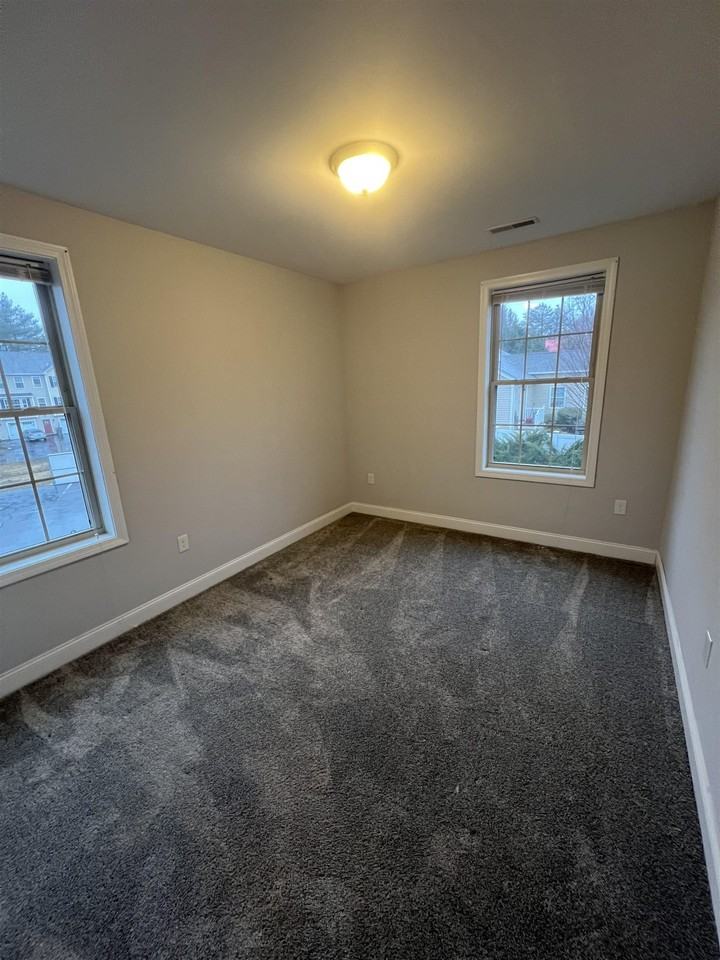 50 Sheffield Dr #206 - Photo 7 of 13