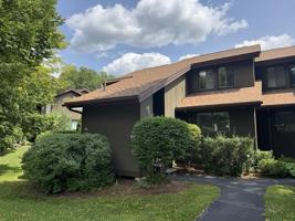 featured image of 94 Murray Hill Woods Rd #64