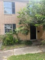 featured image of 2512 Caswell Ln