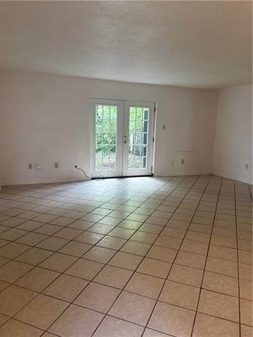 2512 Caswell Ln - Photo 4 of 16